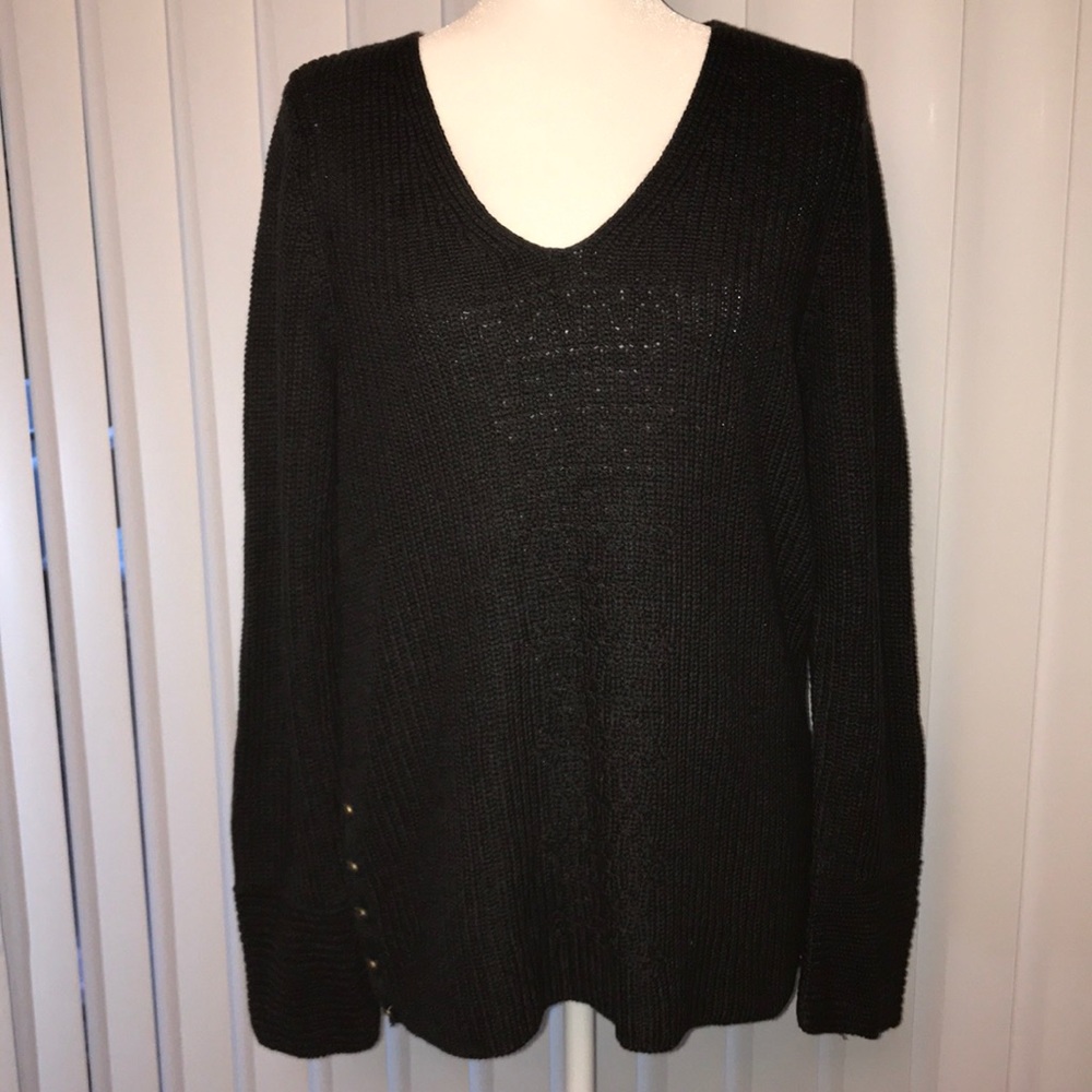 NWT women’s sweater